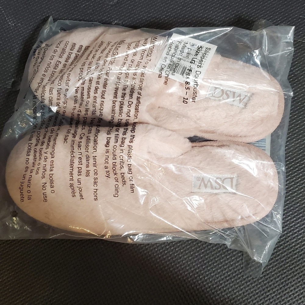 DSW - Pink Fuzzy Winter Slippers